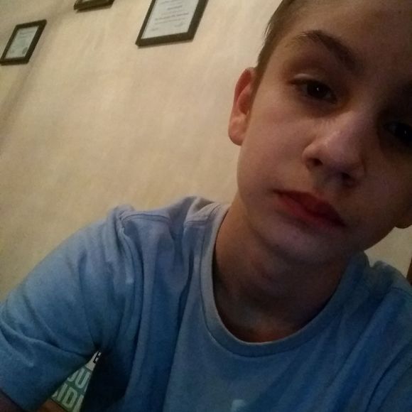 Meet your Posher, Andrew - Picture 1 of 1